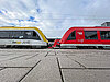 Zwei Züge der Regio S-Bahn stehen sich gegenüber