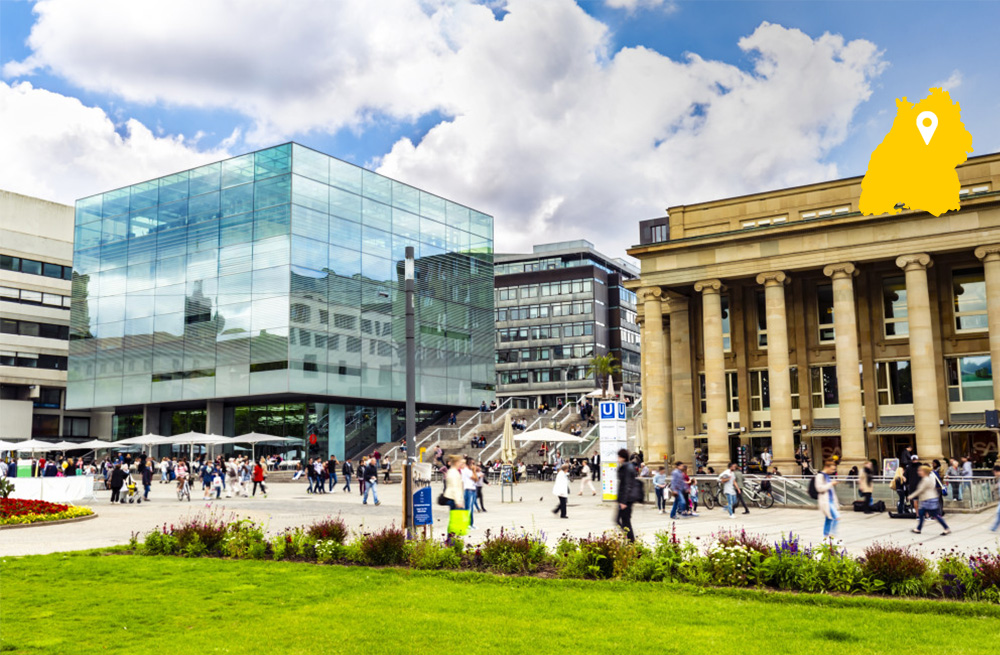 Schlossplatz in Stuttgart bei Tag